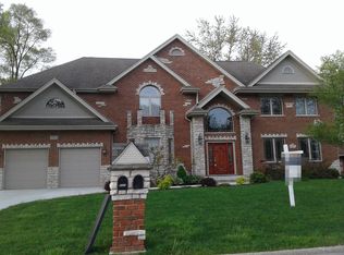 8923 W 93rd Pl, Hickory Hills, IL