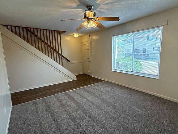 3rd image of 3607 Lark Cir #3607L-A