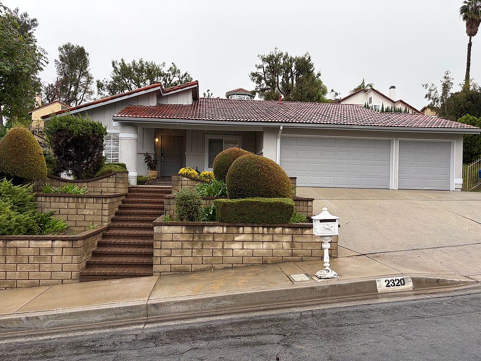 1st image of 2320 Fallen Dr