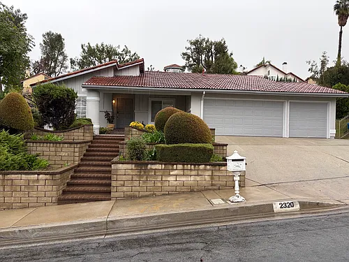 2320 Fallen Dr Photo 1