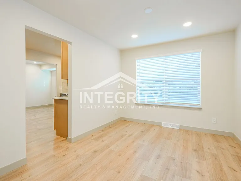 6475 W Kingsley Ave — Photo 10