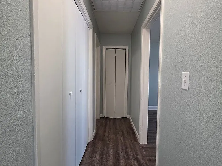 1115 E Parker St — Photo 10