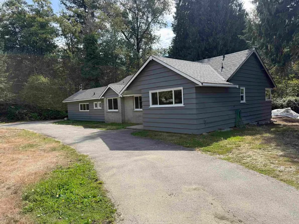 12137 New McLellan Rd, Surrey, BC V3X 2X9