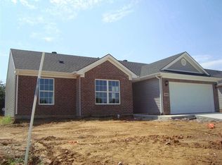 4925 Live Oak Ct, Newburgh, IN 47630