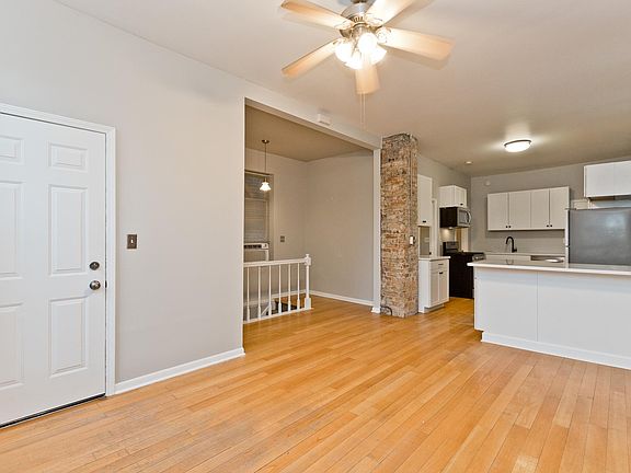 2nd image of 2117 N Winchester Ave Unit 1