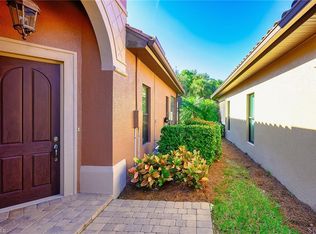 6619 Roma Way, Naples, FL 34113