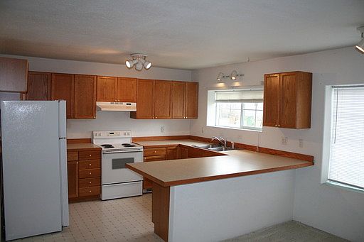 2nd image of 937 E 33rd Ave