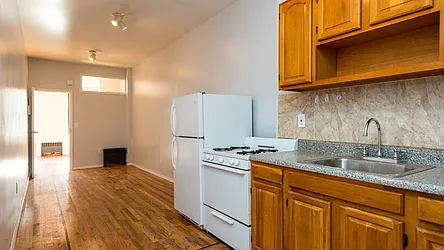 Rented by Rennit Inc.