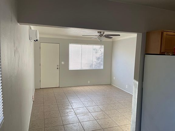 5th image of 1126 E Blacklidge Dr #106