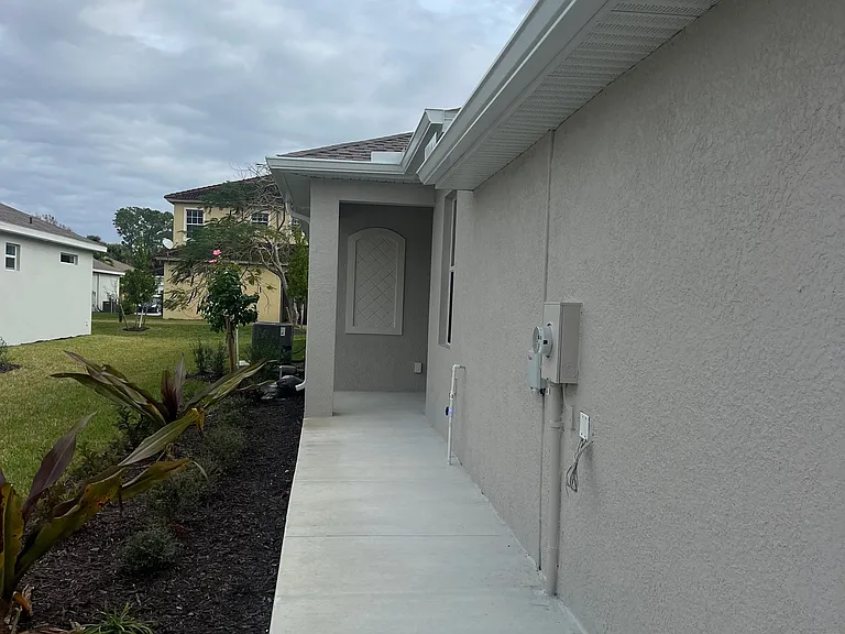 9099 Leatherwood Loop — Photo 3
