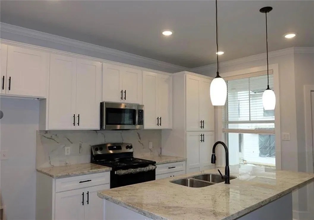 4 bed, 4.5 bath, 1844 sqft, $2,300 — Photo 3