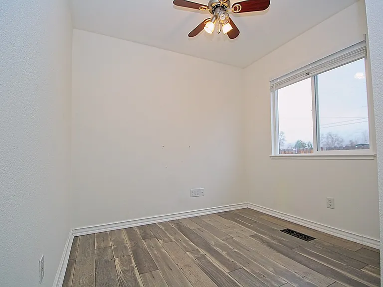 13590 Mount Olympus St — Photo 14