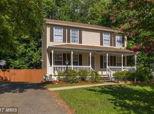 5654 Roundtree Dr, Woodbridge, VA 22193