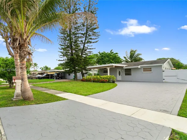 4151 SW 56th Ave, Davie, FL 33314