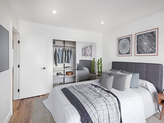 5th image of 1563 Gordon St #6
