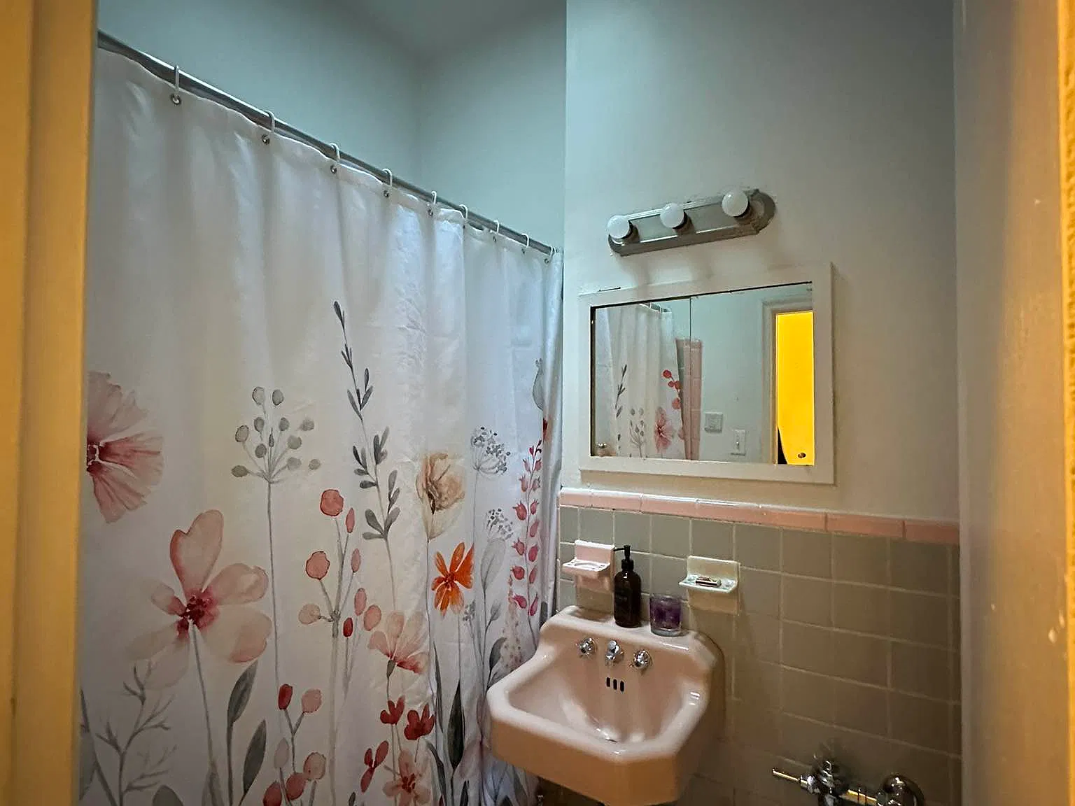 413 East 82nd Street — Photo 4