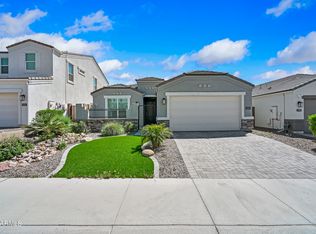 2111 E Questa Dr, Phoenix, AZ 85024