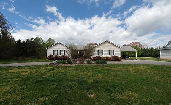 3rd image of 9021 Russet Ln