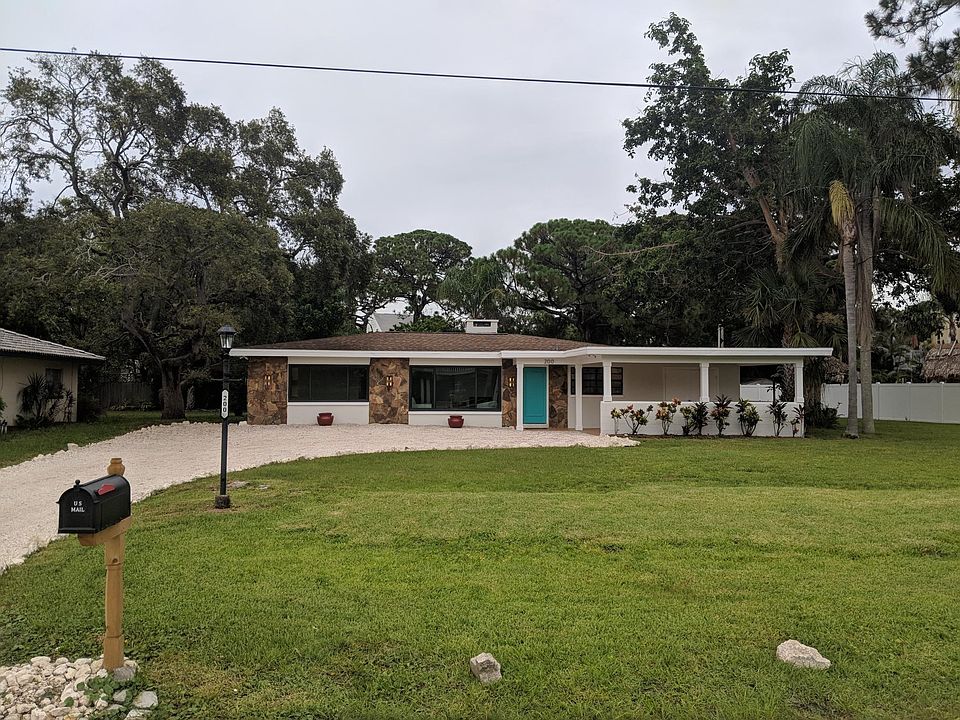 1st image of 200 Shore Dr