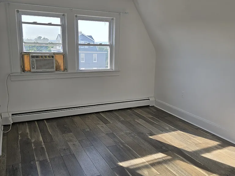 229 Brighton Ave #3 — Photo 4