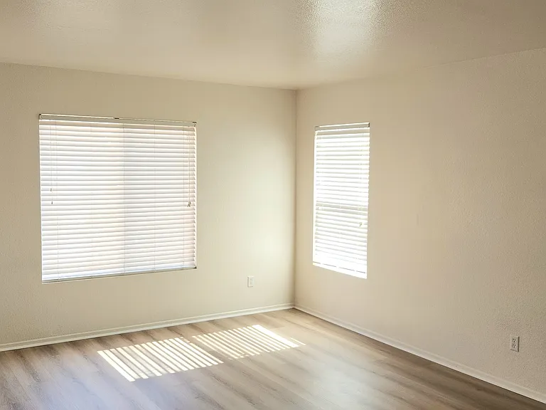 14041 Horseshoe Way — Photo 14