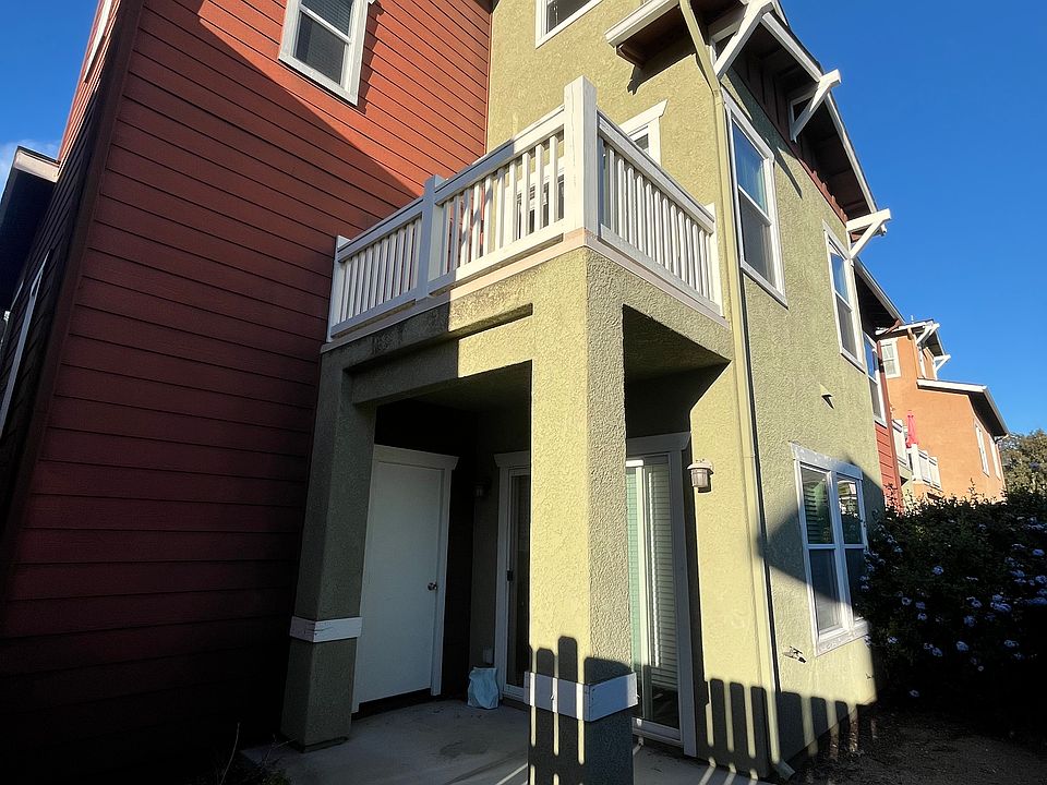 Small backyard with patio and external storage closet; patio is off of downstairs bedroom