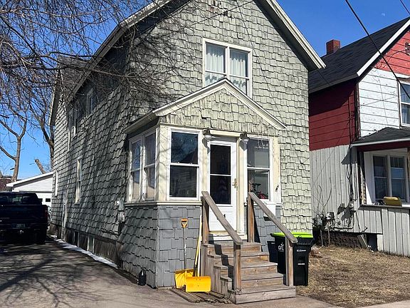 2nd image of 541 Cedar St