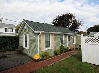 39 Knowlesway #A, Narragansett, RI 02882