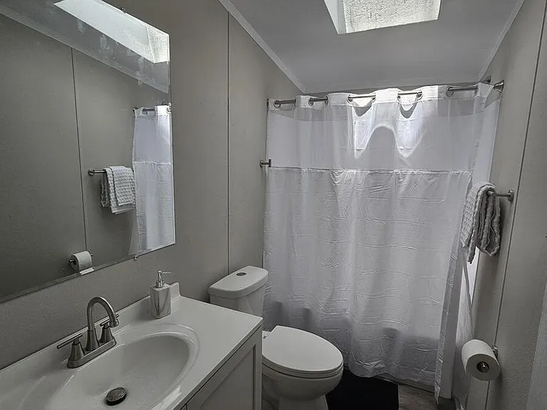 2737 W Washington Ctr #383 — Photo 8