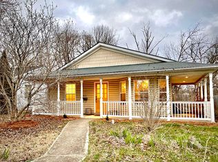 826 Fulton St, Jeffersonville, IN 47130