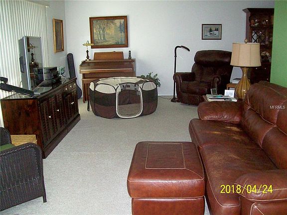 4th image of 408 Stoneham Dr