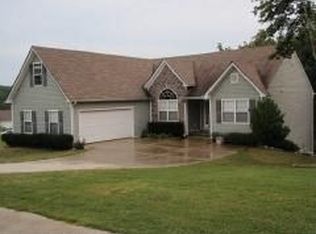 5004 Yellow Stone Dr, Flowery Branch, GA 30542