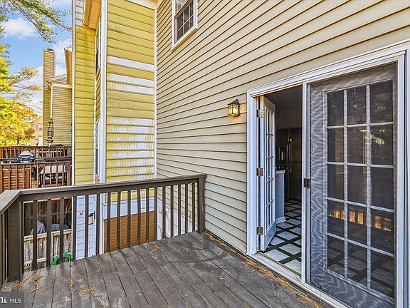 3rd image of 1516 Marlborough Ct