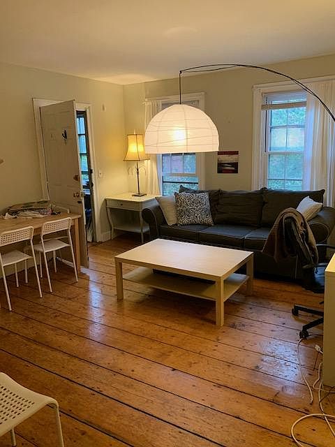 1st image of 74 John St #2nd