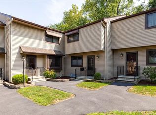 4 Downing Pl UNIT G, Poughkeepsie, NY 12603