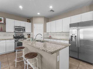 668 W Calle Capotasto, Sahuarita, AZ 85629