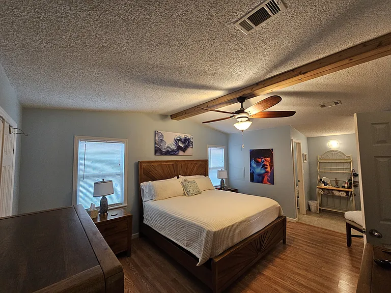 1706 Pebble Beach Ln — Photo 6