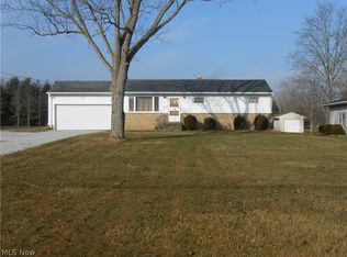 11900 Durkee Rd, Grafton, OH 44044