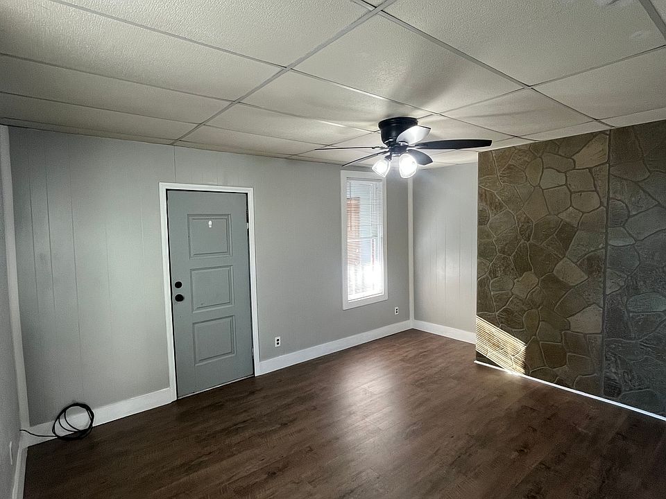 1st image of 116 W Painter St #116