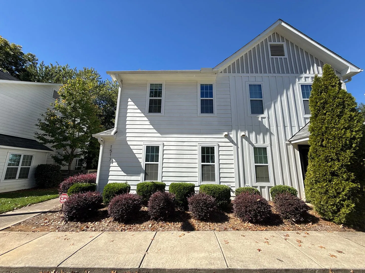 2- Bedroom Townhome near Plaza Midwood! — Photo 1