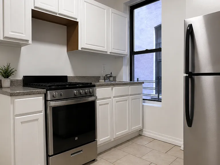 500 W 165th St #4S — Photo 1