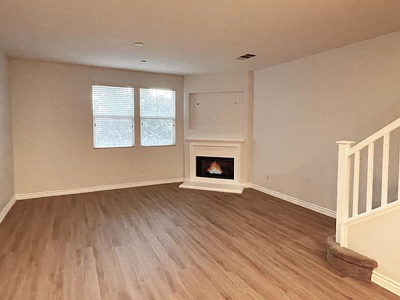 3rd image of 4534 Via Presidio
