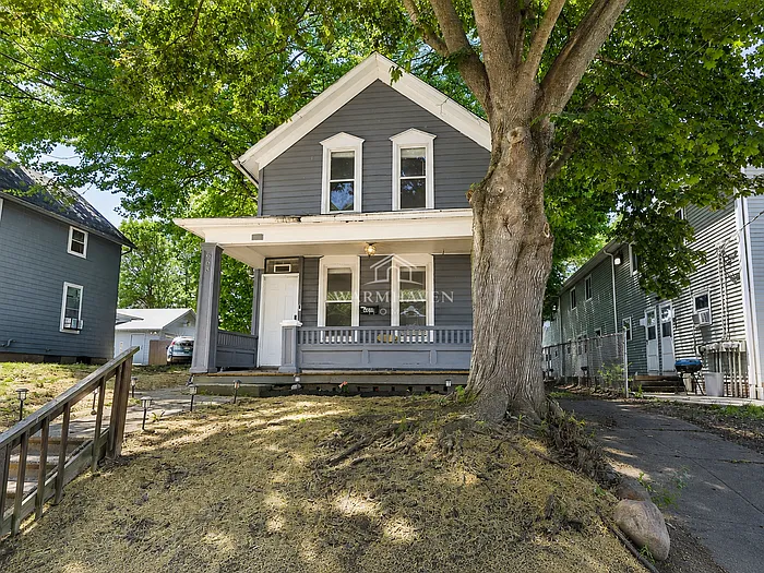 668 Sherman St