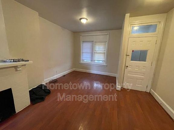 3rd image of 139 Hoerner St