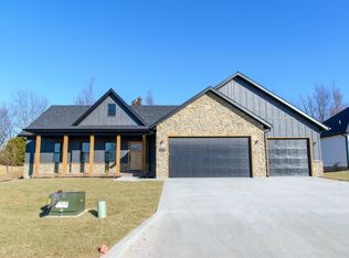 2105 W Mason Pl, Ozark, MO 65721