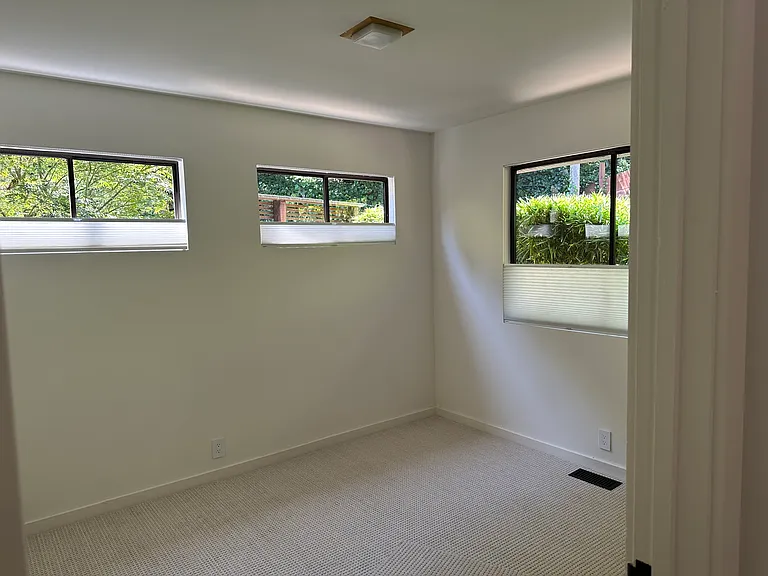 14 Summit Dr — Photo 24