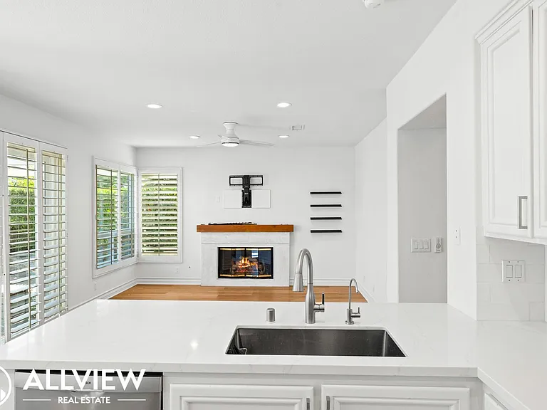15 Summitcrest — Photo 22