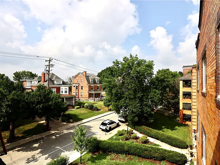 50 Academy Ave #D1 — Photo 11