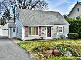 21 Charles Ter, Waldwick, NJ 07463