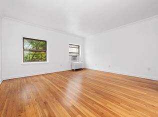 238 W 14th St APT 5B, New York, NY 10011